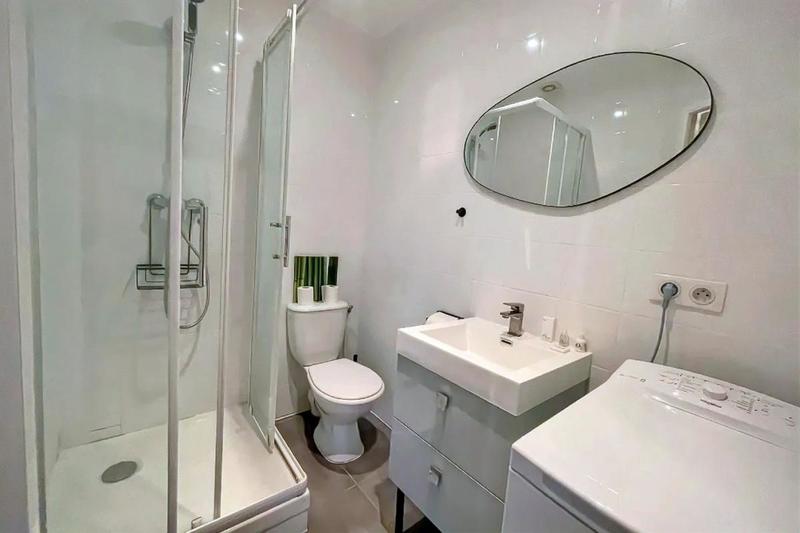 Immeuble - 231 m² - 7 pièces