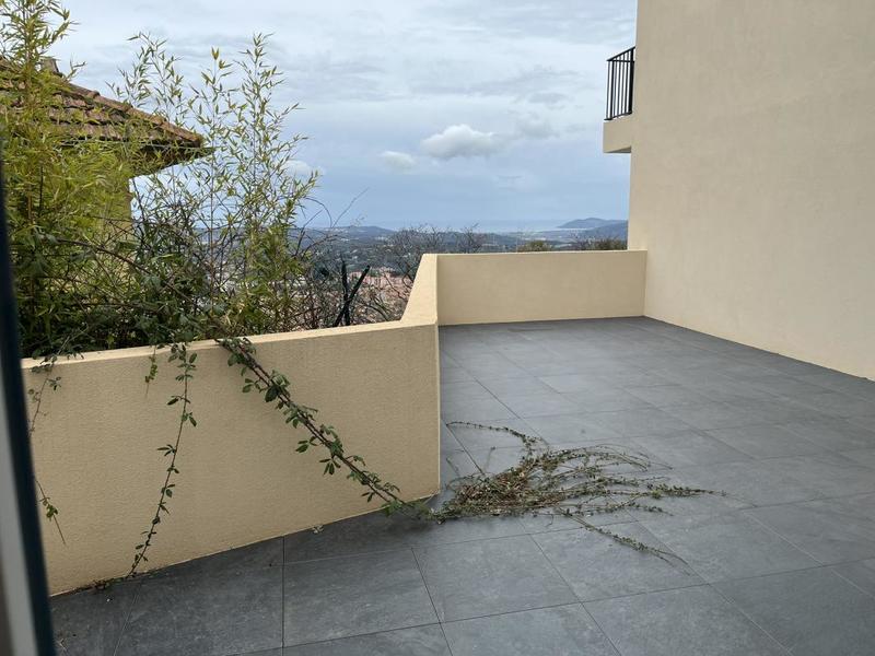 Appartement - 79 m² - 3 pièces