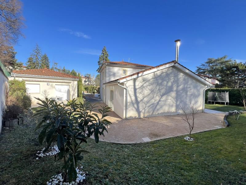 Villa - 230 m² - 7 pièces