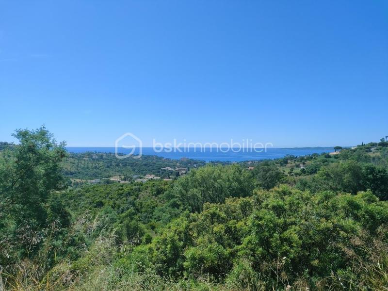 Villa - 251 m² - 8 pièces