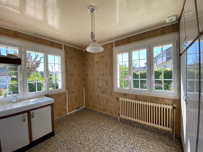 Maison - 182 m² - 10 pièces