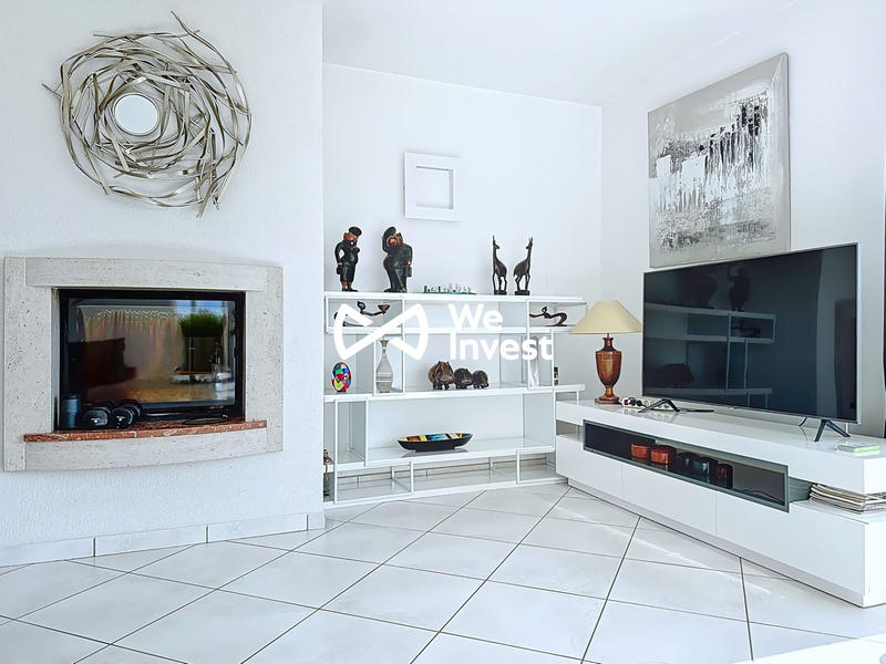 Maison - 253 m² - 8 pièces