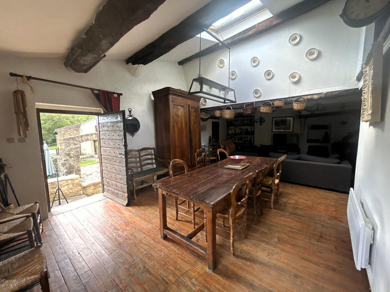 Mas - 200 m² - 8 pièces