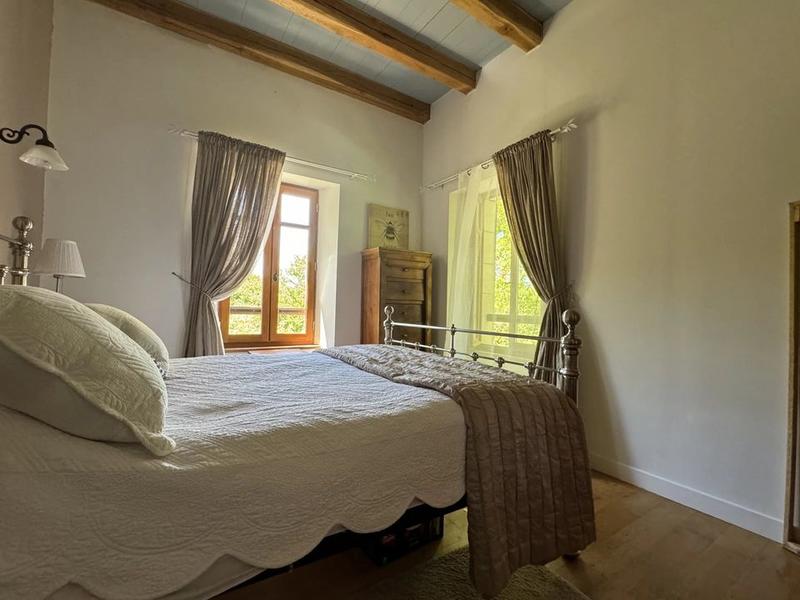 Maison traditionnelle - 135 m² - 5 pièces