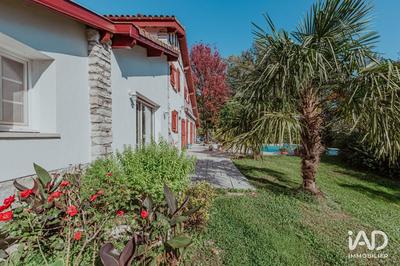 Maison - 229 m² - 6 pièces