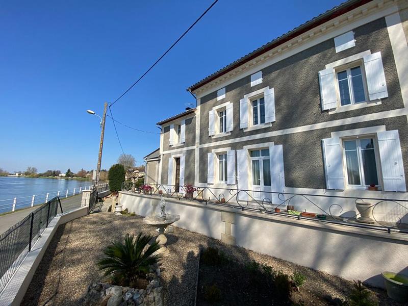 Maison - 147 m² - 5 pièces