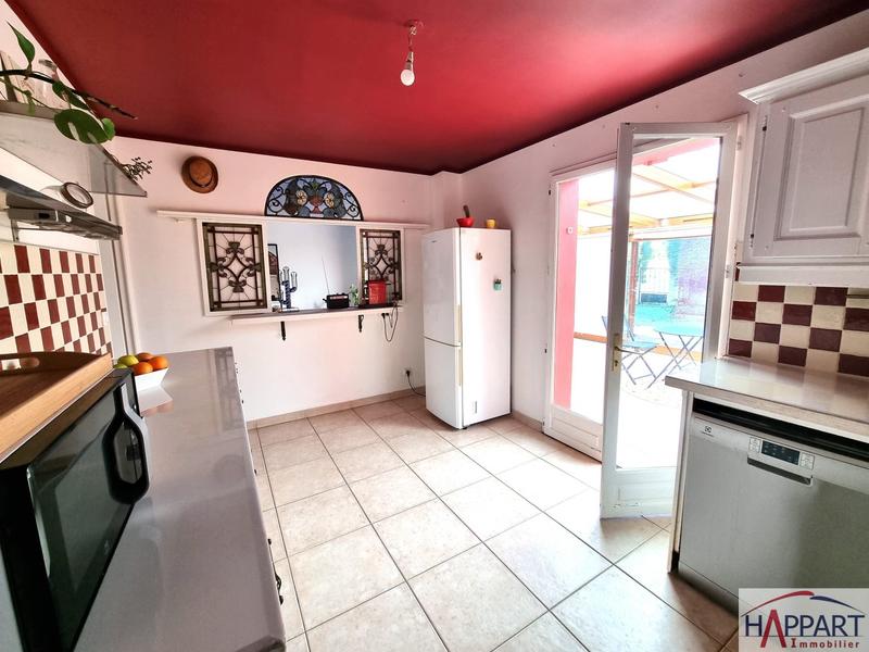 Maison - 180 m² - 7 pièces