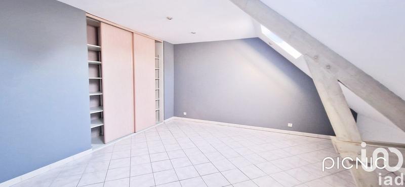 Maison - 218 m² - 6 pièces