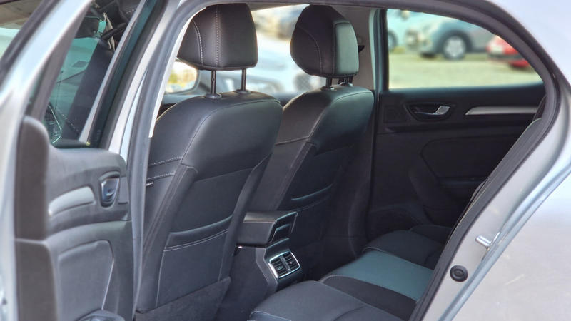 Renault Mégane IV Berline Blue dCi 115 Edc Intens