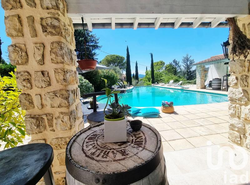 Maison - 176 m² - 10 pièces