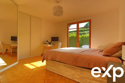 Appartement - 138 m² - 5 pièces