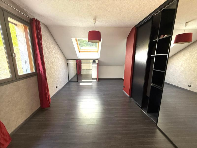 Maison - 114 m² - 5 pièces