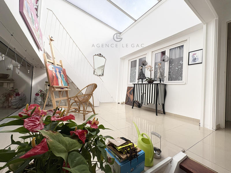 Appartement - 130 m² - 4 pièces