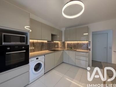 Appartement - 81 m² - 4 pièces