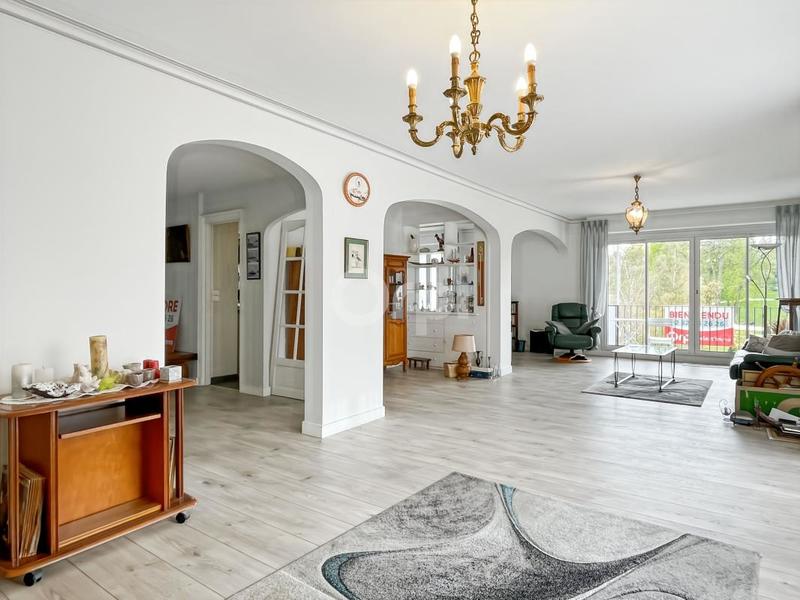 Appartement - 141 m² - 5 pièces