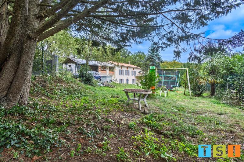 Maison - 161 m² - 6 pièces