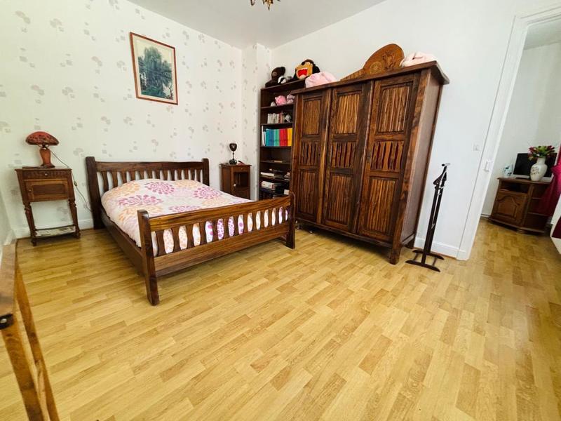 Maison - 104 m² - 5 pièces