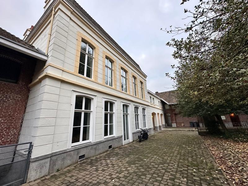 Local d'activités - 500 m²