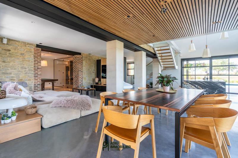 Mas - 345 m² - 7 pièces