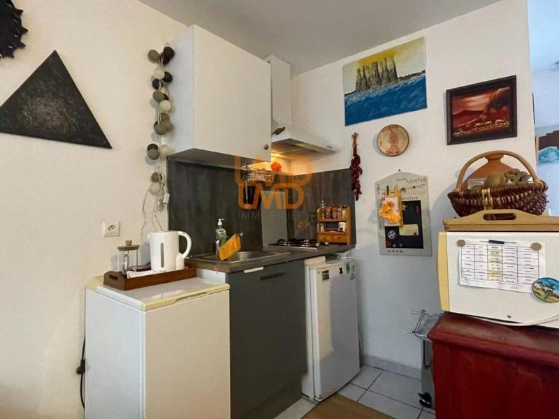 Maison - 140 m² - 2 pièces