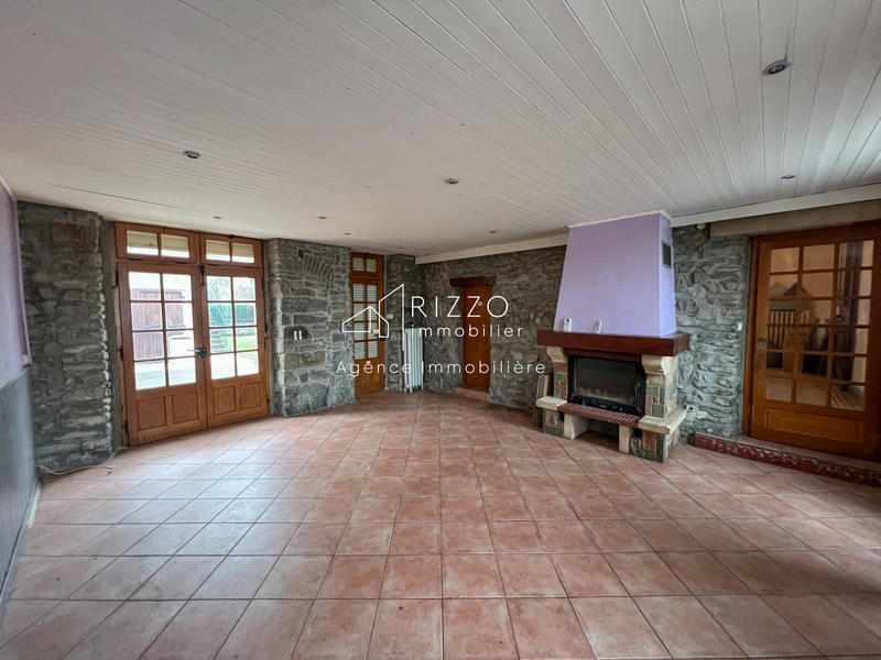 Maison - 192 m² - 8 pièces