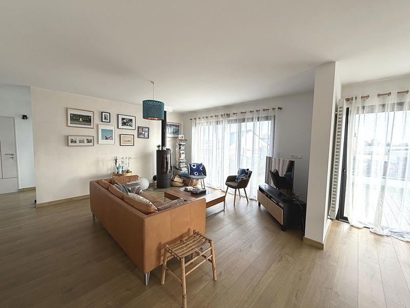 Maison - 176 m² - 7 pièces