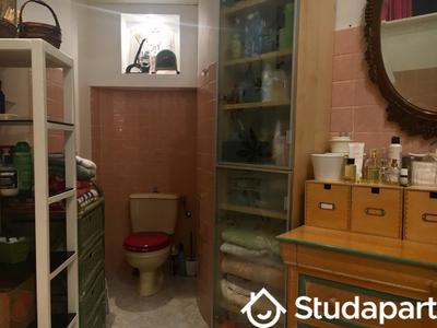 Chambre - 25 m² - 1 pièce