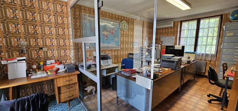 Maison - 200 m² - 6 pièces