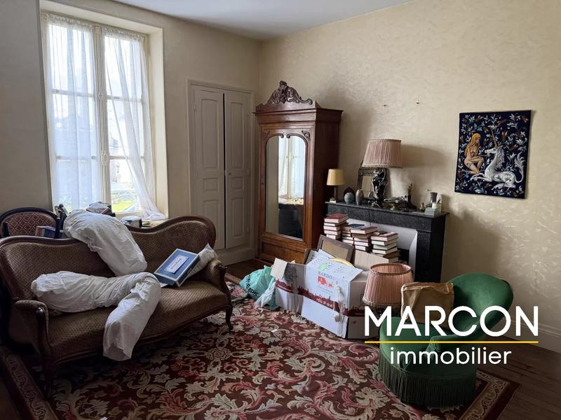 Maison - 177 m² - 7 pièces