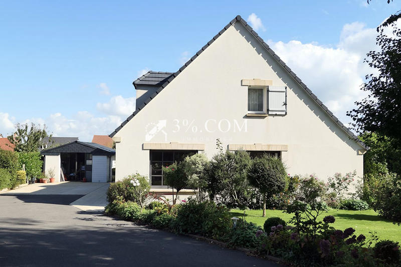 Maison - 200 m² - 8 pièces