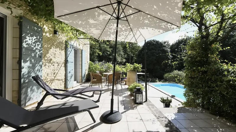 Maison - 288 m² - 6 pièces