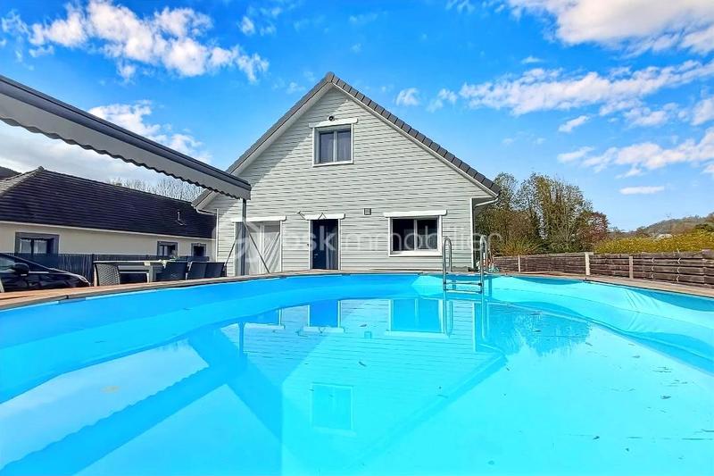 Maison - 125 m² - 7 pièces