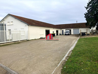 Local d'activités - 590 m² - 8 pièces