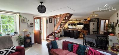 Maison - 128 m² - 7 pièces