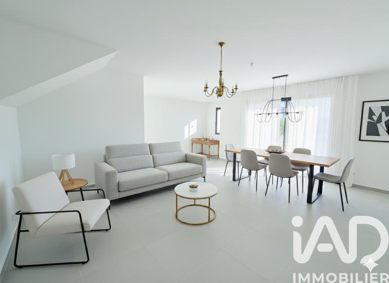 Maison - 85 m² - 4 pièces