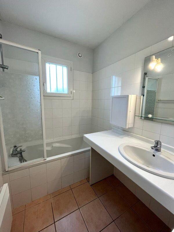 Maison - 87 m² - 7 pièces