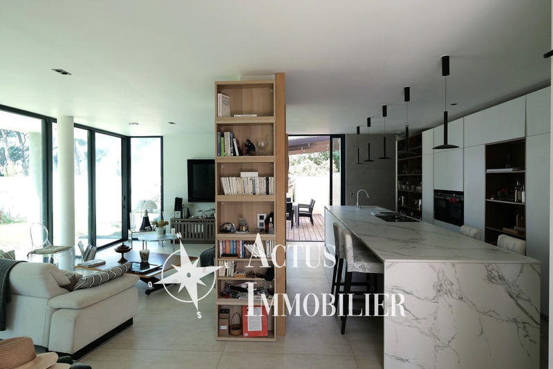 Maison - 122 m² - 5 pièces