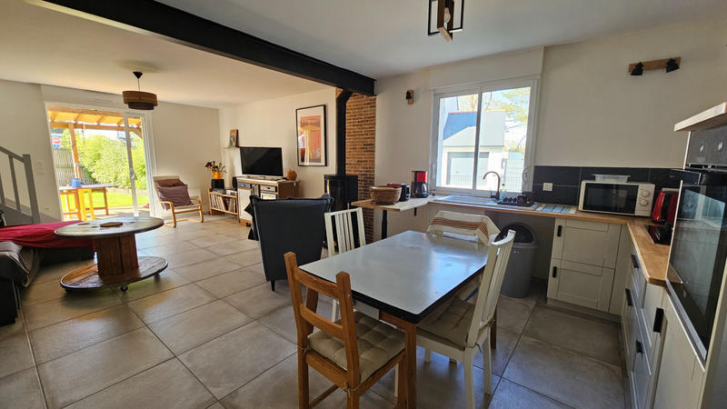 Maison - 95 m² - 4 pièces