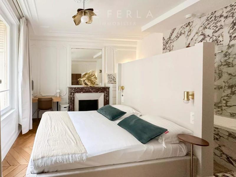 Appartement - 130 m² - 5 pièces