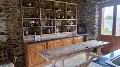 Maison - 198 m² - 14 pièces