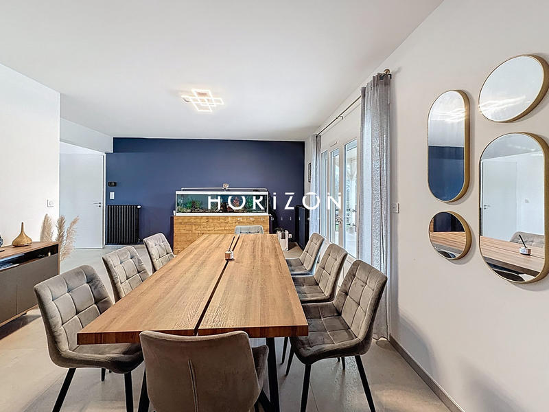 Maison traditionnelle - 82 m² - 4 pièces