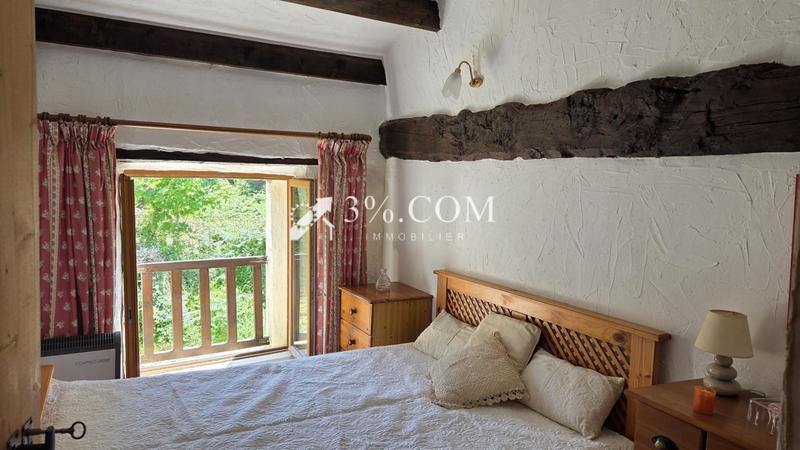 Maison en pierre - 86 m² - 4 pièces