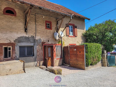 Maison - 121 m² - 6 pièces