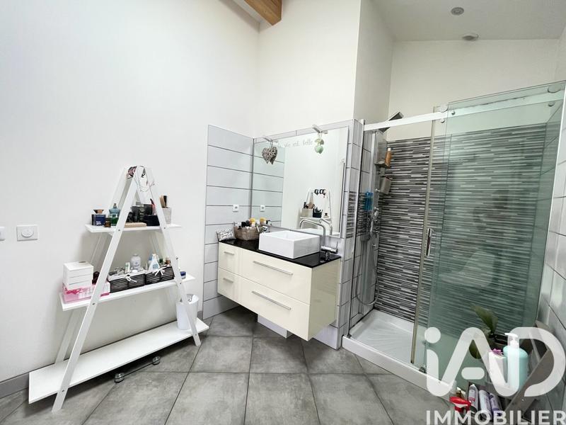 Maison - 137 m² - 5 pièces