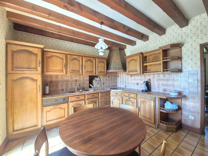 Maison en pierre - 197 m² - 8 pièces