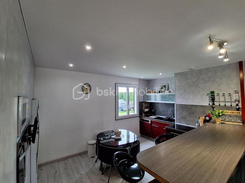 Maison traditionnelle - 105 m² - 4 pièces