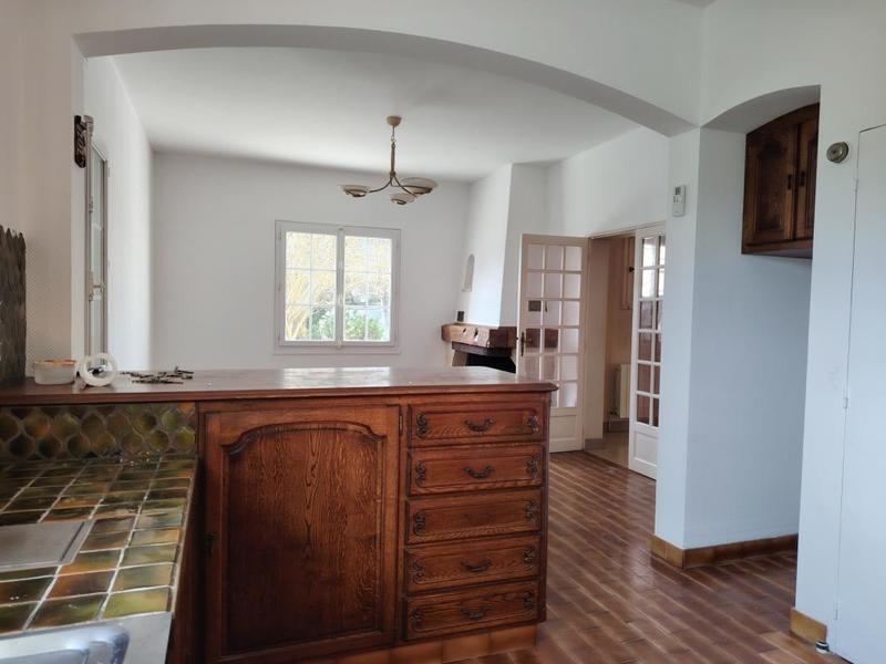 Maison - 260 m² - 10 pièces