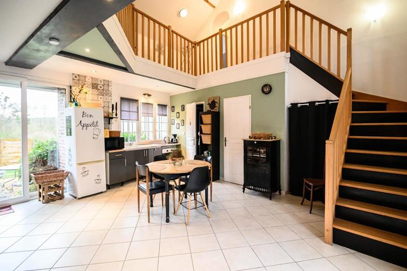 Corps de ferme - 230 m² - 8 pièces