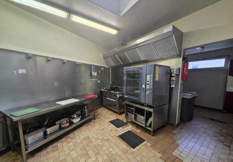 Fonds de commerce - 193 m²