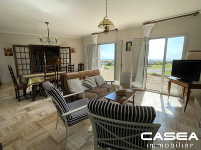 Maison traditionnelle - 160 m² - 6 pièces